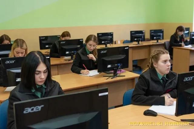 Як карають вихованців волинського військового ліцею
