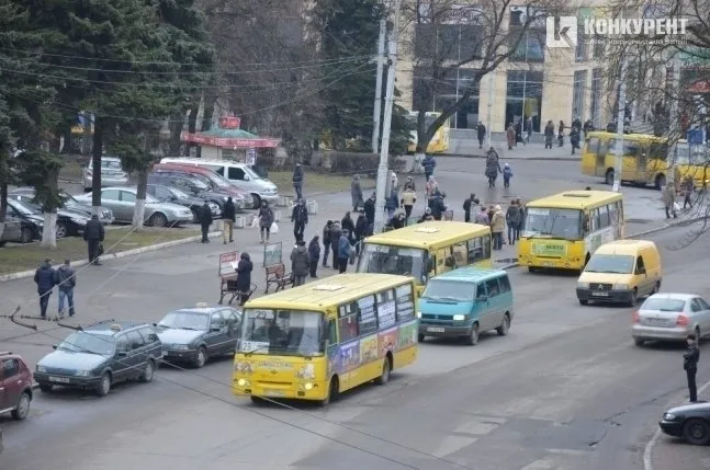 У Луцьку просять пустити більше маршруток до Вересневого 