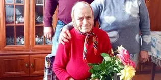 97 років життя: на Волині привітали одну з найстарших жительок громади