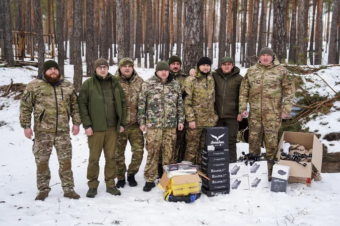 Квадрокоптери, FPV-дрони, медикаменти: поліція Волині передала на Схід потужну допомогу (фото)