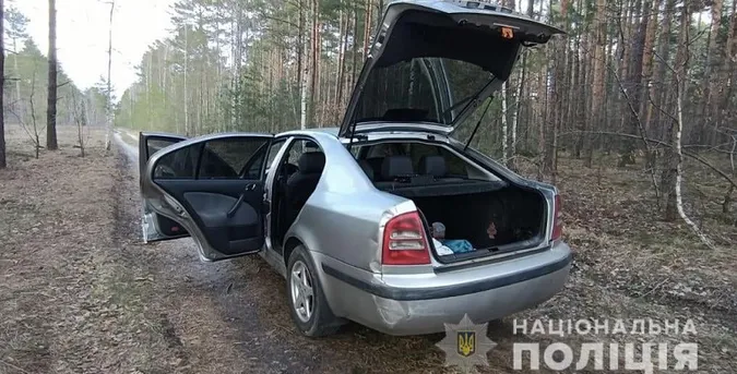 Волинянин перевозив у багажнику «шкоди» пакетики з канабісом (фото, відео)