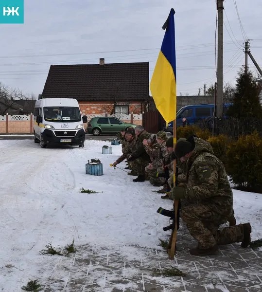 На Волині попрощалися із загиблим воїном Валерієм Солохою (фото)