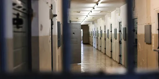 379 тисяч за платні камери в СІЗО наперед: у Луцьку не купує ніхто