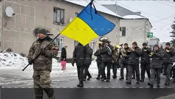 У Луцькому районі прощались із загиблим захисником Дмитром Стасем (фото)