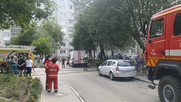 На Конякіна в Луцьку горів підвал будинку (фото)