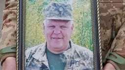 У Володимирі попрощалися із захисником Петром Бондарєвим, який майже рік вважався зниклим безвісти (фото)