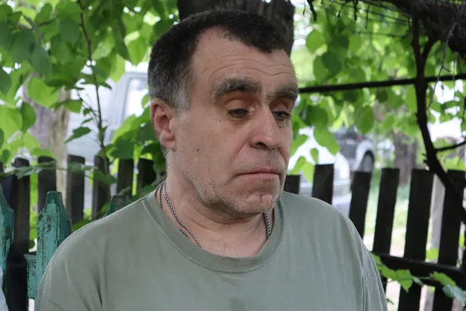 Сповідь, причастя й освячені паски: «волинська сотка» зустріла Великдень на передовій (фото)