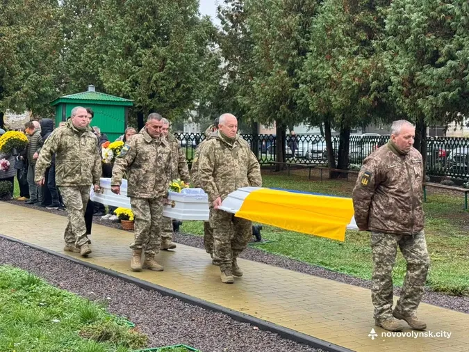 На Волині попрощалися із Героєм Миколою Федонюком (фото)