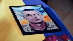 Навіки 49: на Волині попрощалися із захисником Олександром Денисюком (фото)