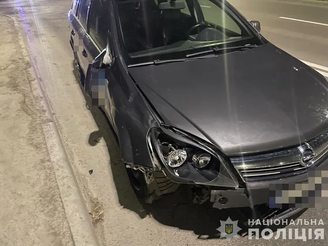 У Луцьку «опель» збив пішохода на переході (фото)