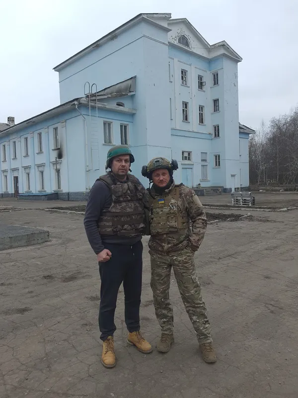 «Під звуки пострілів і вибухів»: луцькі волонтери привезли допомогу на Донеччину (фото, відео)