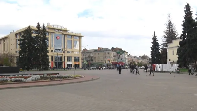 Де у Луцьку і на Волині не буде світла 21 листопада