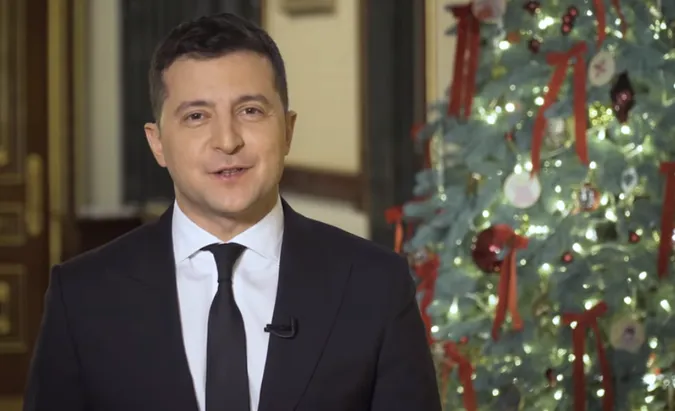 Безмежного, неначе Світязь, щастя: Зеленський привітав волинян зі святами (відео)