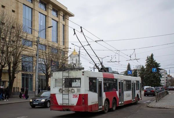 Вулицями Луцька курсує унікальний тролейбус (фото)