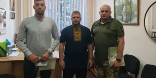 Двох захисників із Рожищенської громади нагородили державними відзнаками (фото)