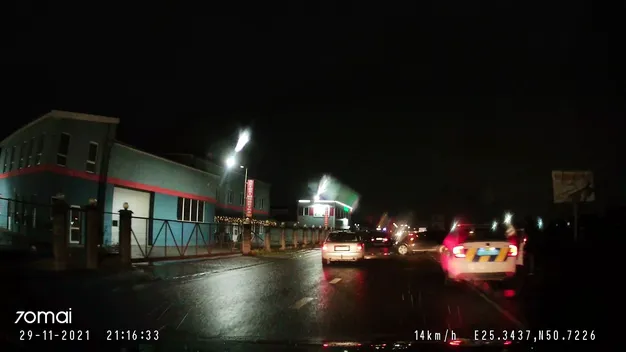 Нічна аварія під Луцьком: у поліції розповіли деталі (відео)