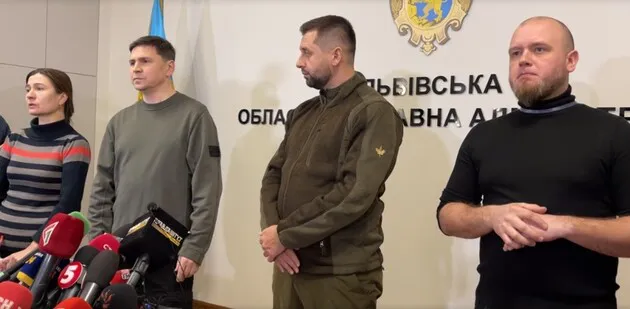 Подоляк підтвердив, що переговори з рф призупинені