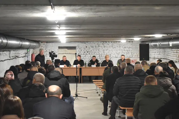 Начальник Волинської ОВА Рудницький поспілкувався з мешканцями Камінь-Каширщини (фото)