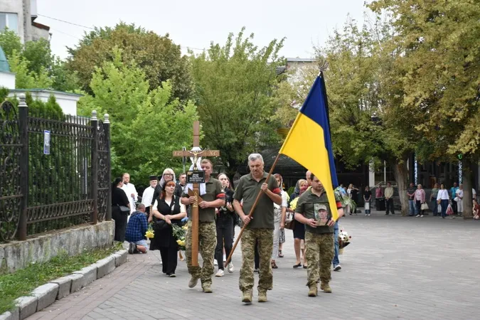 У Луцьку попрощались з Героєм Андрієм Лящуком (фото)