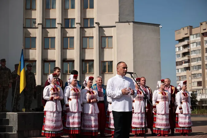 У Луцьку відбулися урочистості до 30-го Дня Конституції України (фото)