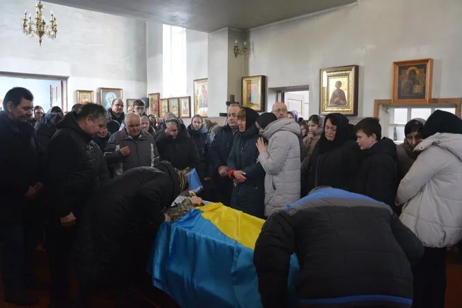 На Волині попрощалися з Героєм Валерієм Михалевичем (фото)