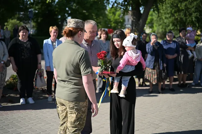 На Волині родинам загиблих Героїв вручили їхні посмертні нагороди (фото)