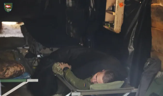 Кава під цигарку, жарти і свобода: показали фронтові сніданки волинських воїнів