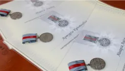 На Волині волонтерам з Латвії вручили відзнаки «За оборону України» (фото)