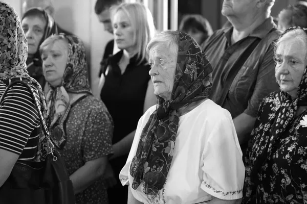 У Луцьку провели в останню дорогу військового Антона Оконя (фото)