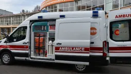 Волинському центру материнства і дитинства передали спецавтомобіль (фото)