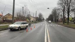 У Луцьку на «зебрі» збили дитину (відео 18+)