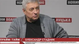 Костюми з 90-х і старий автобус для гастролей Волинського хору: підняти вартість квитка – непросто (відео)