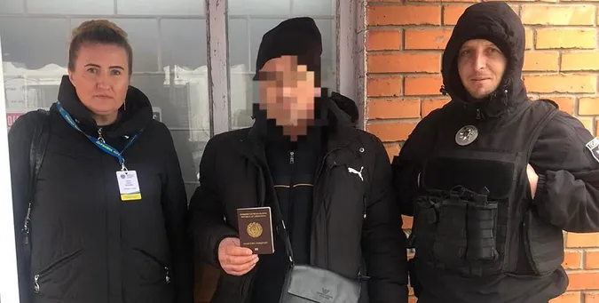 На Волині зловили нелегального торговця прянощами з Узбекистану (фото)