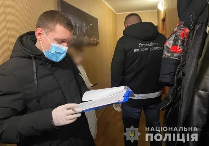 Затримали людей, які закидали гранатами приміщення суду в Любомлі (фото, відео)