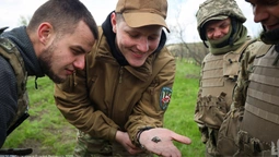 Волинські воїни на передовій зустріли черепашку-ніндзя (фото)