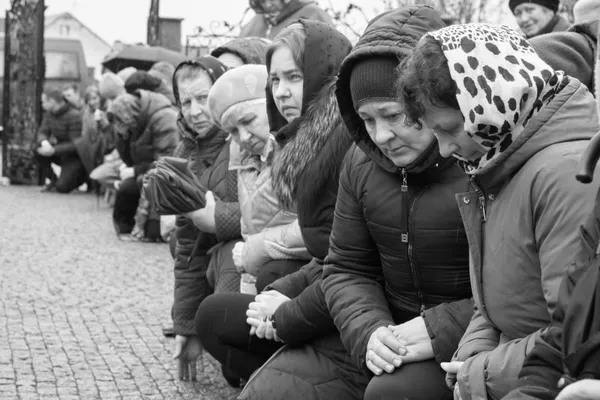 Загинув під Бахмутом: у Луцькій громаді попрощались із Денисом Костюком (фото)