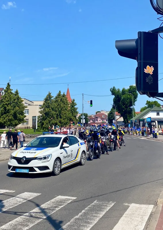 У місті на Волині відбувся автопробіг на підтримку військовополонених і зниклих безвісти (фото)