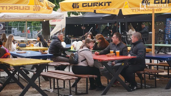 Як минув перший день ювілейного Food Fest у Луцьку (фото)