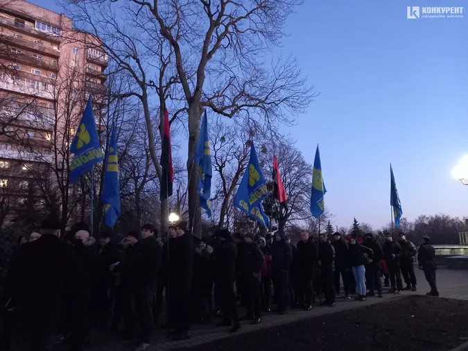 З волинкою та барабанами: у Луцьку пройшов «Марш правих традицій» (фото, відео)