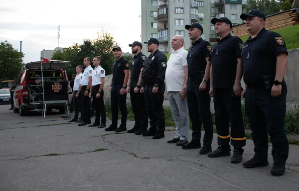 Поліція, пожежні і «швидка»: що коїлося ввечері на Глушець у Луцьку (фото)
