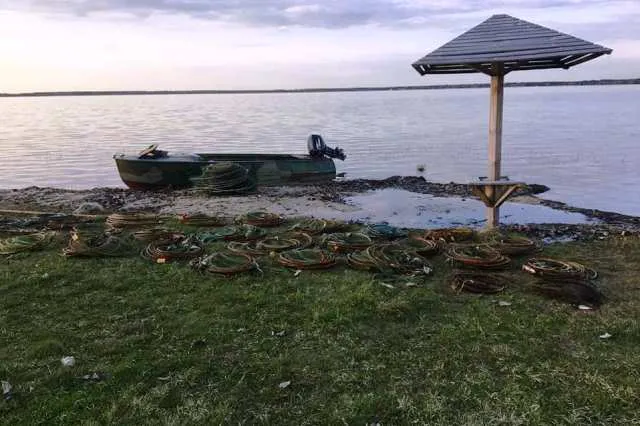 Нерест: на Світязі вилучили 53 кілограми риби, зареєстрували «кримінал»