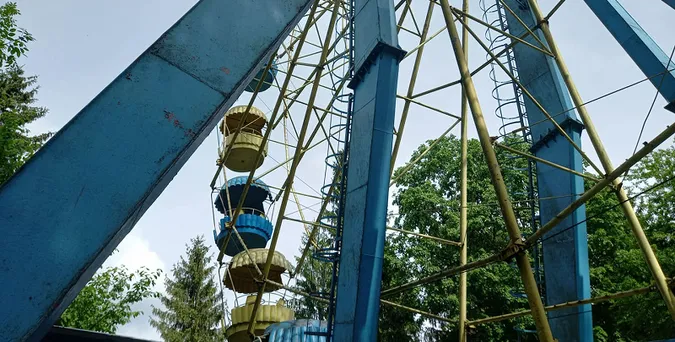 У Луцьку в центральному парку оновлять атракціони