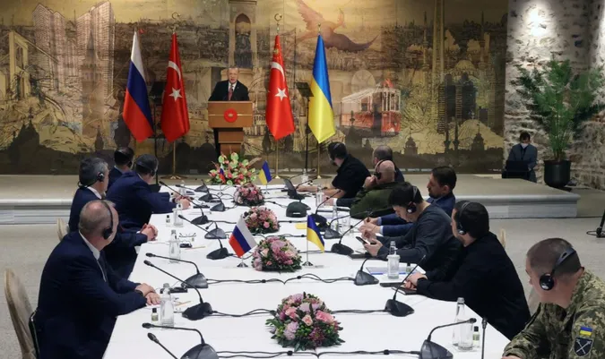 У Туреччині заявили, що росія хоче сісти за стіл переговорів із Заходом