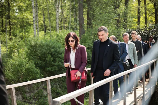 На Волині міжнародна делегація пройшла маршрут, яким українці повертаються з окупації (фото, відео)