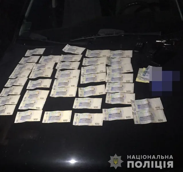 У Луцьку і Ковелі «накрили» цехи з обробки бурштину (фото, відео)