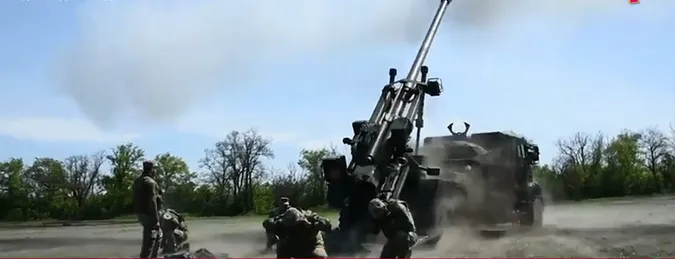 Гаубиці Caesar вже на передовій. Залужний показав ефектне відео