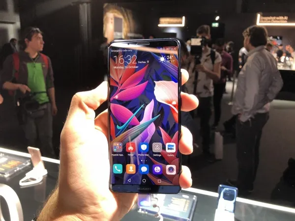 У нового iPhone з'явився конкурент 