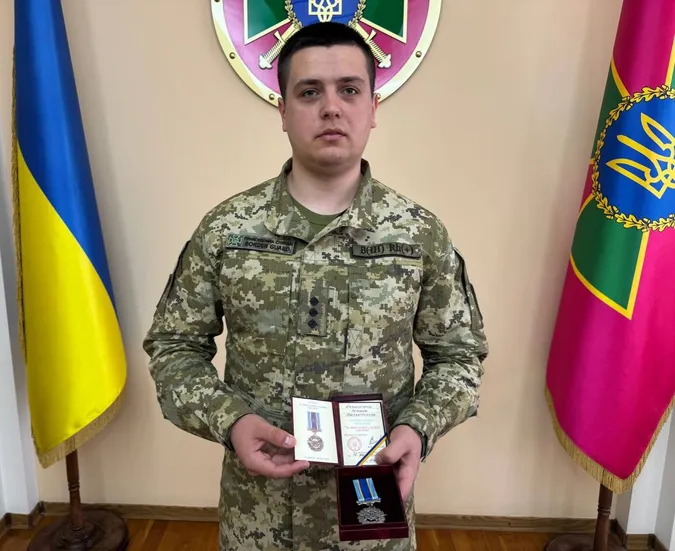 Двох волинських прикордонників нагородили медалями (фото)