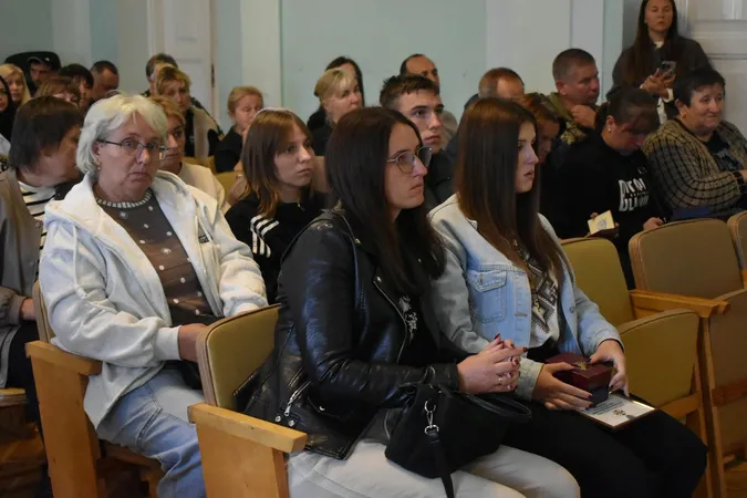 На Волині родинам 34 полеглих воїнів вручили посмертні державні нагороди (фото)