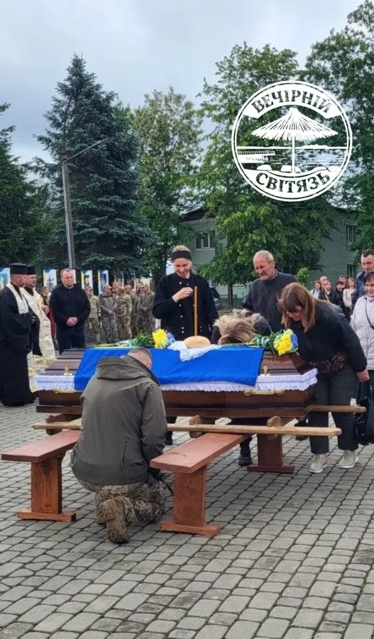 Понад 2 роки вважався зниклим: на Волині попрощалися з воїном Олександром Барилюком (фото)